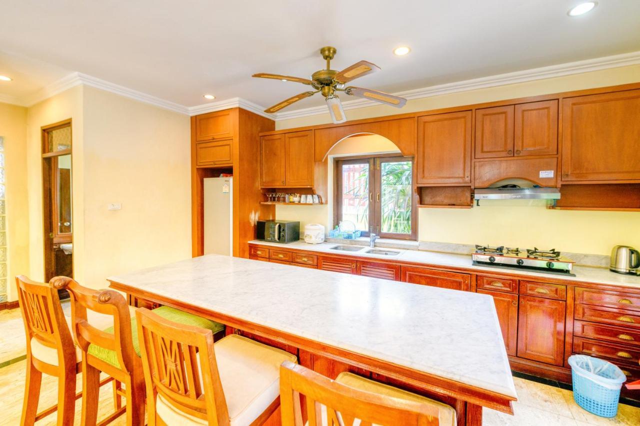 Bali Pool Villa, 5 Min To Walking Street & The Beaches Pattaya Exterior foto